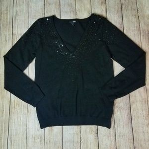 ⬇️$22 H&M Black Hand Sequined V-neck Sweater